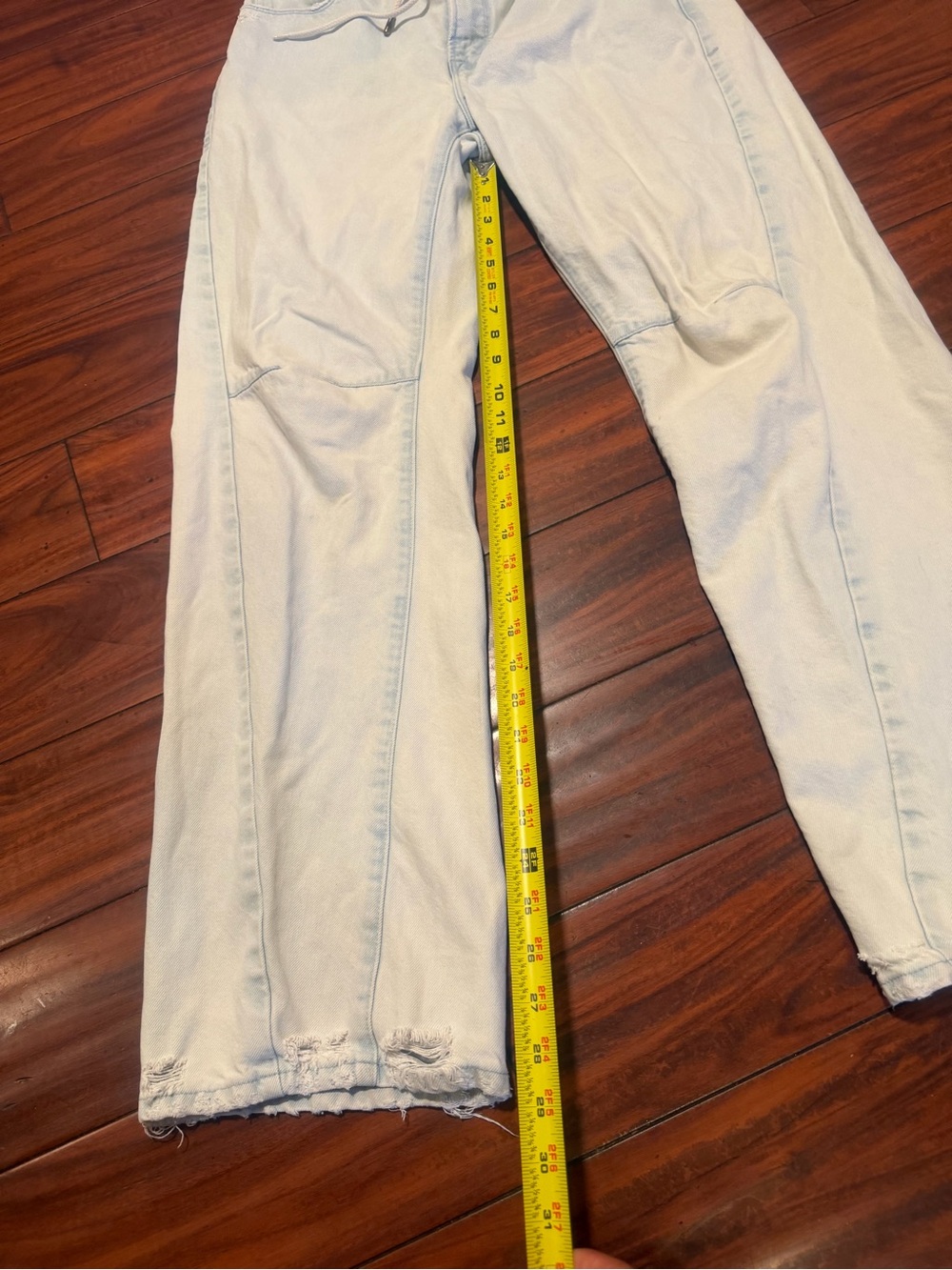 Good American Light Blue Frayed Waist Jeans - Picture 2 of 11